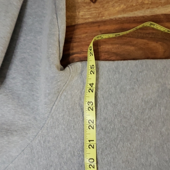 Columbia Sweatshirt - Picture 7 of 7